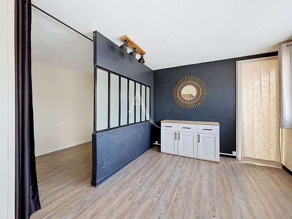 Appartement Laval 1 pièce(s) 35.52 m2