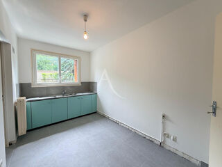  Appartement à louer 2 pièces 57 m²
