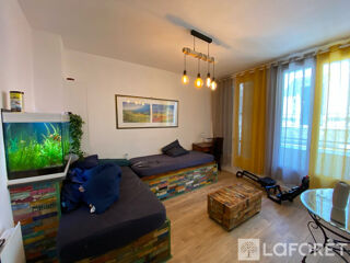  Appartement à louer 3 pièces 60 m²