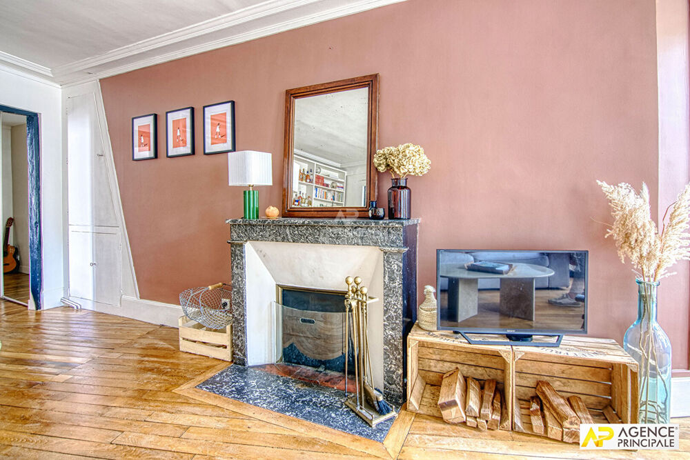 Vente Appartement Versailles Notre-Dame Appartement 3 pièces 84.08 m² carrez situé au 2ème étage Versailles