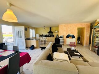 Vente Maison Pavillon de 2007,de plain-pied, 300m du centre ville 09200 Saint girons