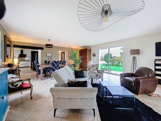  Maison  vendre 7 pices 255 m