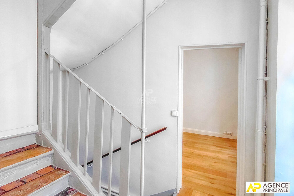 Vente Appartement Versailles Notre-Dame  Duplex 4 pièces - 80,90 m²  situé au 1er et dernier étage avec cave Versailles