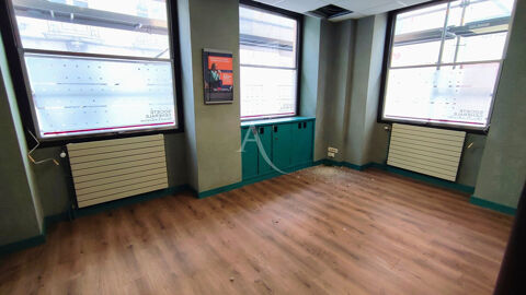   Local commercial Macon 137 m2 
