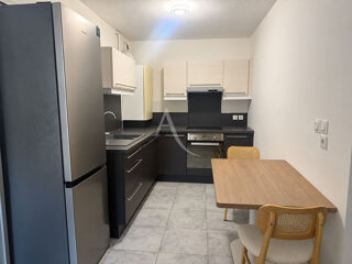 Vente Appartement La Crau Appartement de type 3 de 63 m2 avec terrasse et parking La crau