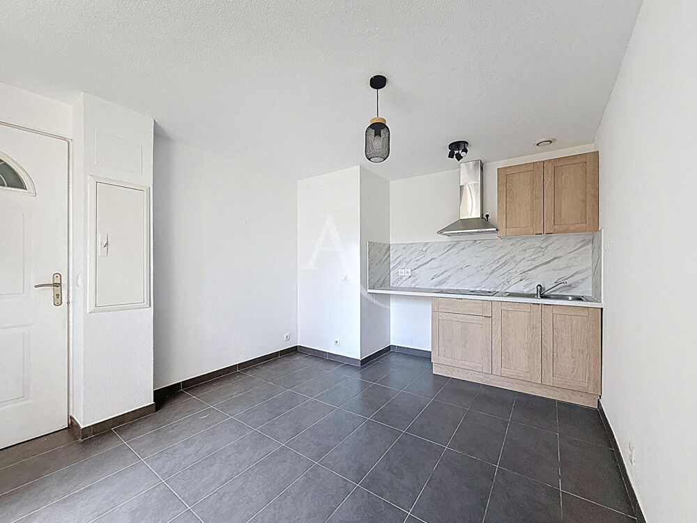 Studio à Cannes avec 30m² de toit terrasse à deux pas de du centre e Cannes
