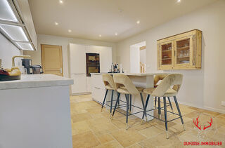  Maison à vendre 8 pièces 246 m²