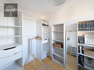  Appartement à louer 2 pièces 75 m²