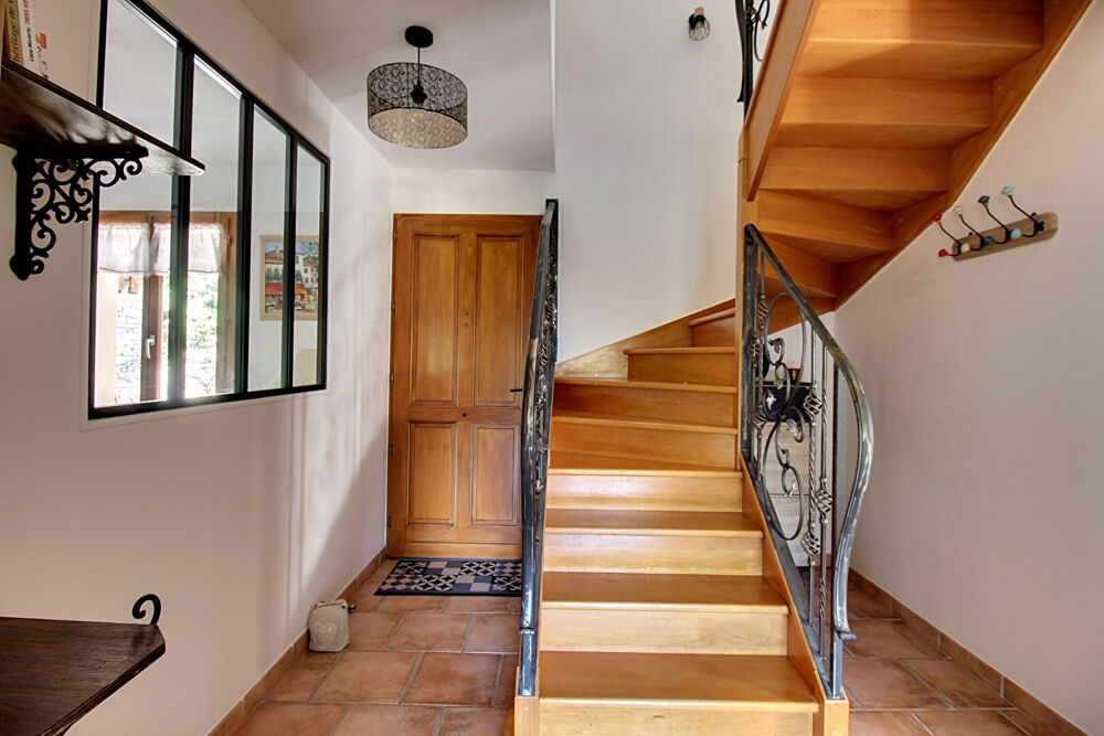 Vente Maison A VENDRE EN EXCLUSIVITE  - Maison Le Thoronet 6 pièces  148 m2- terrain  1600m2- Piscine - Garage et carport Le thoronet