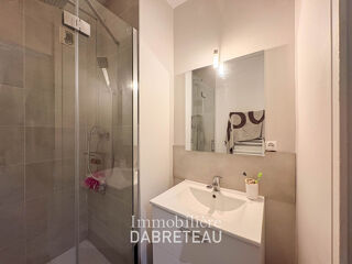  Appartement à louer 5 pièces 112 m²