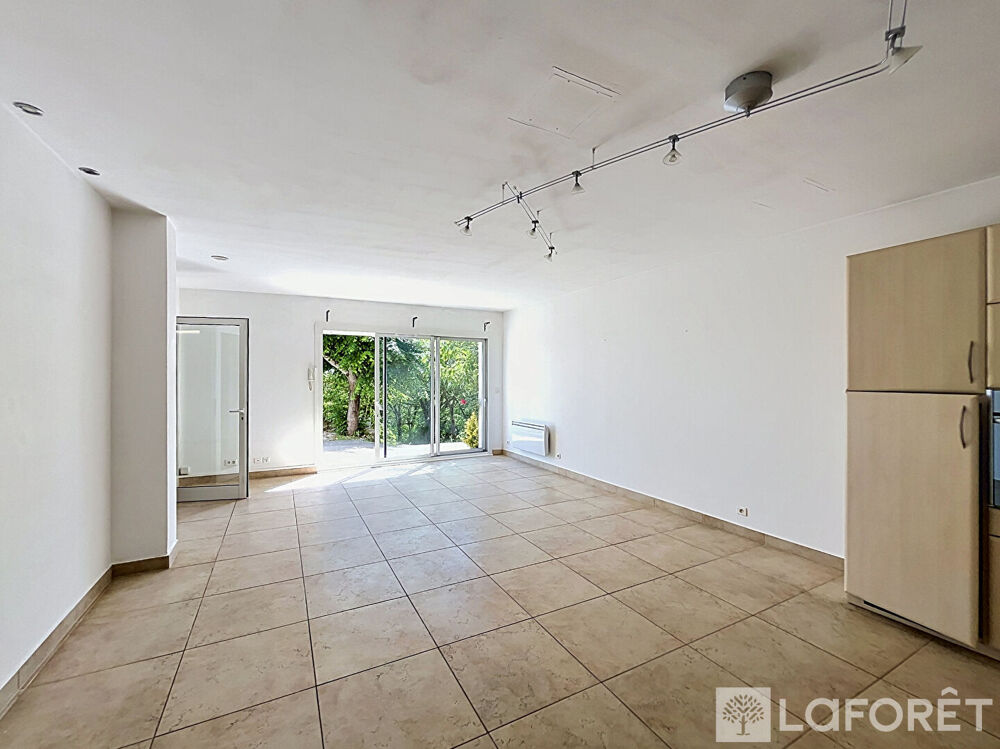 Vente Maison Maison Chateauneuf Du Pape 9 pièce(s) 206 m2 Chateauneuf du pape
