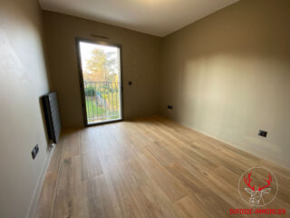  Maison à louer 5 pièces 128 m²