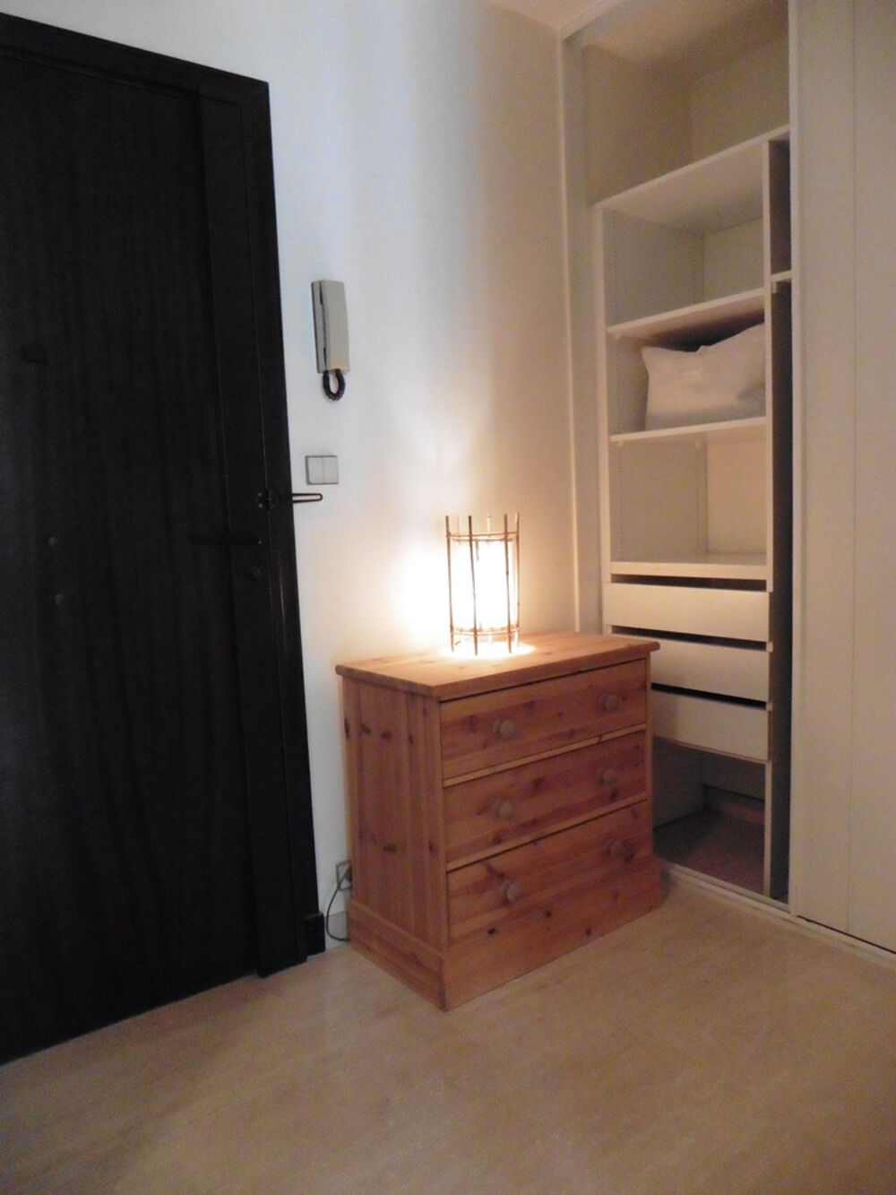 Location Appartement Studio meublé avec terrasse parking et cave Cagnes sur mer