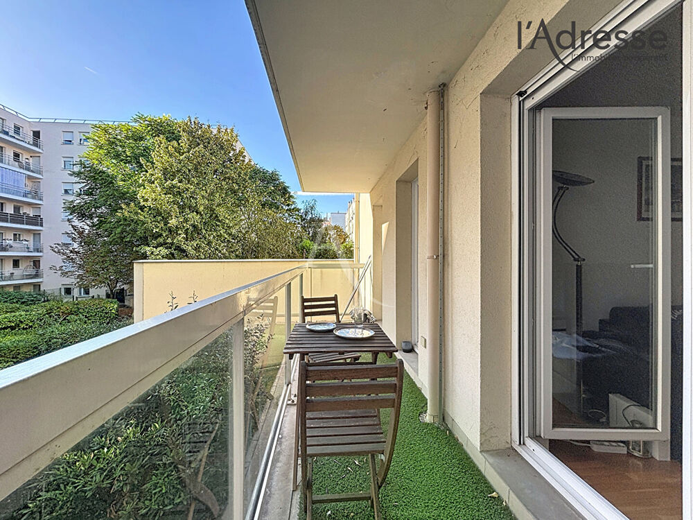 Suresnes Proche T2 Belvédère - Appartement 2 pièces 50m² avec grand balcon, cave et parking