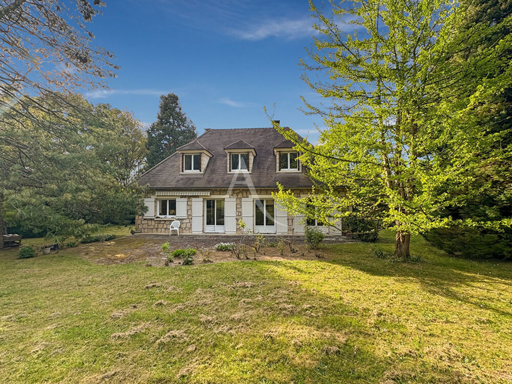Maison 8 pièces 242 m² · à Auvers Saint Georges · 242 m² · 499 280 €