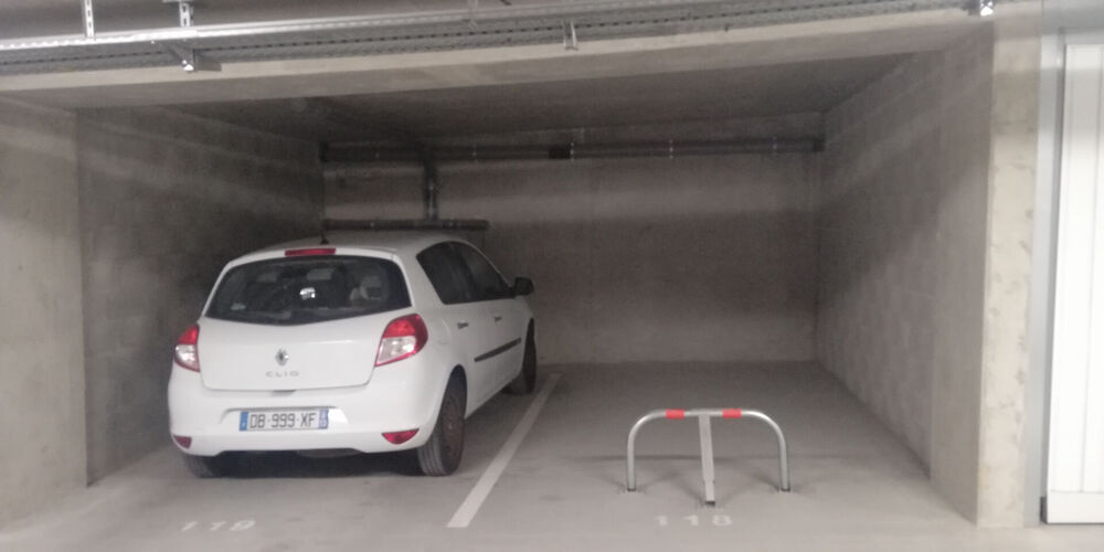 Vente Parking/Garage Place de parking sécurisé en sous-sol Champagne au mont d or