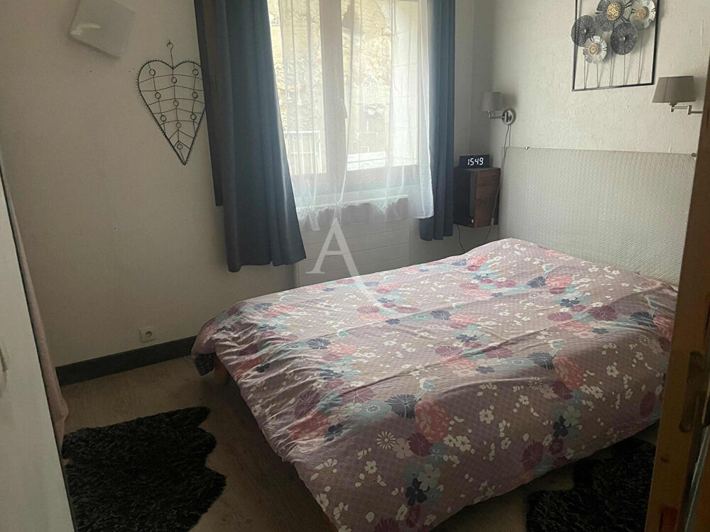 Vente Maison en vente - LEZOUX -  Maison 3 chambres terrain Lezoux