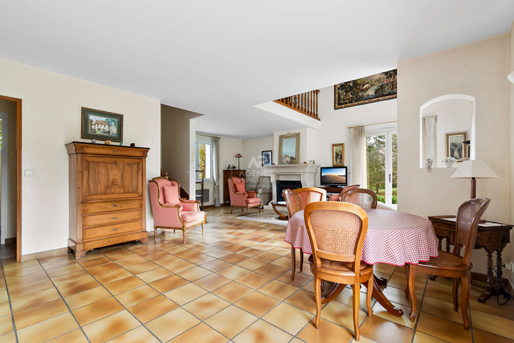 Maison Saint Germain En Laye 6 pièces 140 m2