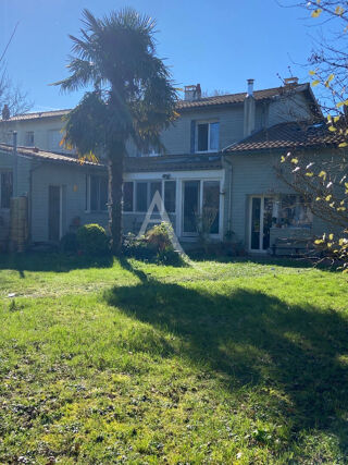  Maison � vendre 6 pi�ces 196 m�