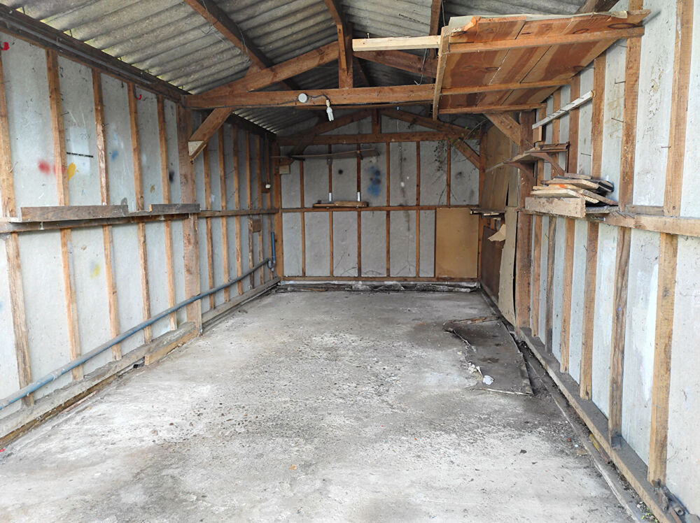 Vente Parking/Garage A vendre petite parcelle avec un garage à Pomerol Pomerol