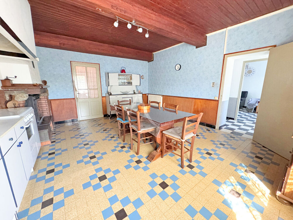 Vente Maison SONNAC SUR L'HERS:  Maison familiale  -  5 pièces  Terrain de 1382 + Hangar de 63 m² Sonnac sur l hers