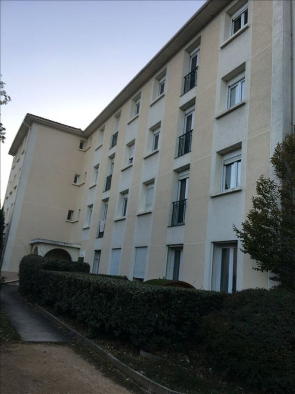 Location Appartement APPARTEMENT  MEUBLE ECULLY - 3 pièce(s) - 70 m2 Ecully