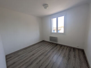  Appartement à louer 3 pièces 56 m²