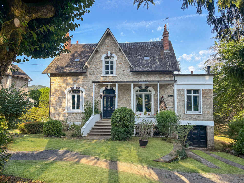 Vente Maison CORRÈZE. ARGENTAT-SUR-DORDOGNE. Magnifique maison de 4 chambres avec garage et jardins de 3 185 m² Argentat sur dordogne