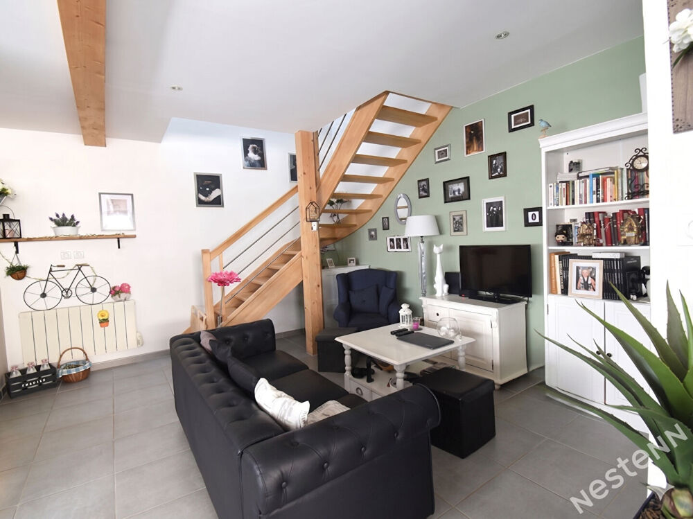 Appartement aux allures de maison de ville au centre de Chalon, 3 chambres, coin bureau, DPE C, avec possibilité de garage à lou