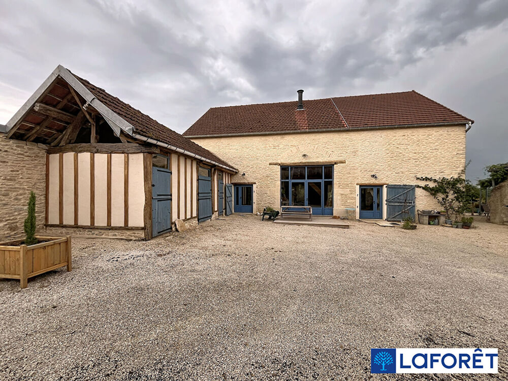 Maison Saulx Le Duc (luxerois) 3 pièce(s) 178.5 m2