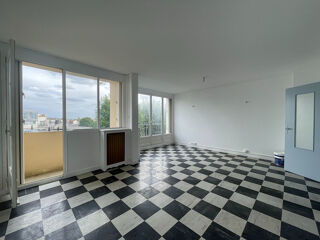  Appartement à louer 4 pièces 65 m²