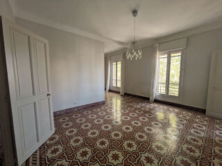  Appartement à louer 4 pièces 114 m²