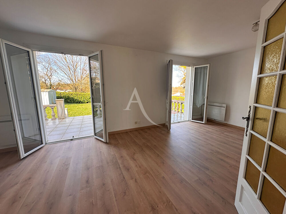 Vente Maison À vendre - Belle maison de plain-pied à Saintes (Rive Gauche) Saintes