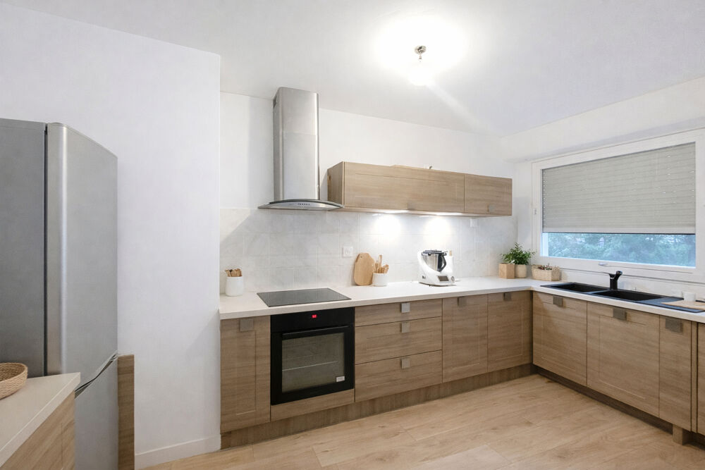 À visiter , Spacieux appartement T2 de 64 m² lumineux avec parking