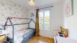  Appartement à louer 4 pièces 82 m²
