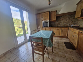  Maison  vendre 8 pices 165 m