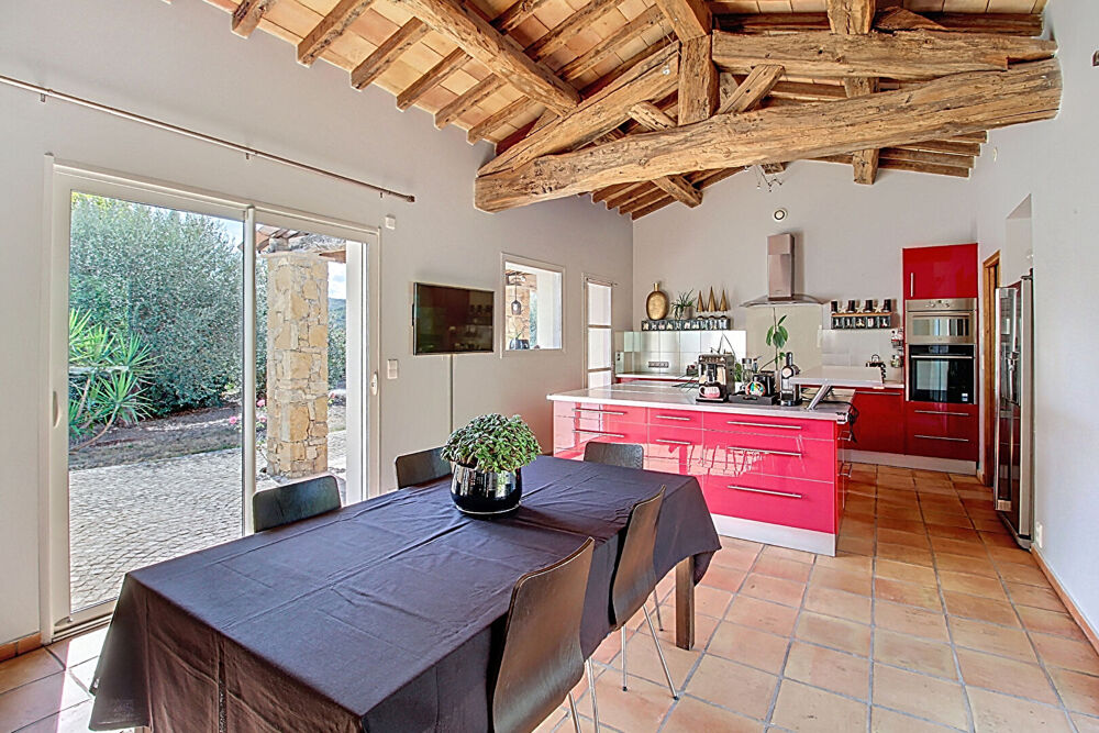 � vendre  Maison Figani�res (83830)