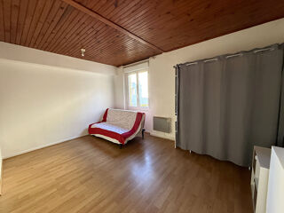  Appartement à louer 2 pièces 35 m²