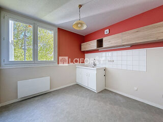  Appartement à louer 3 pièces 62 m²