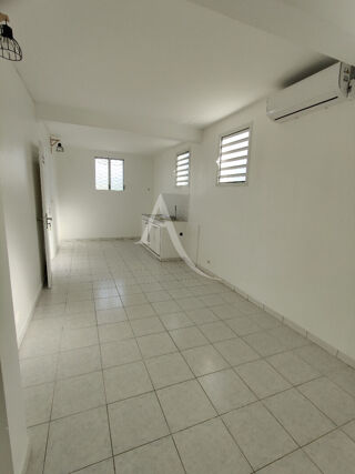  Appartement à louer 1 pièce 24 m²