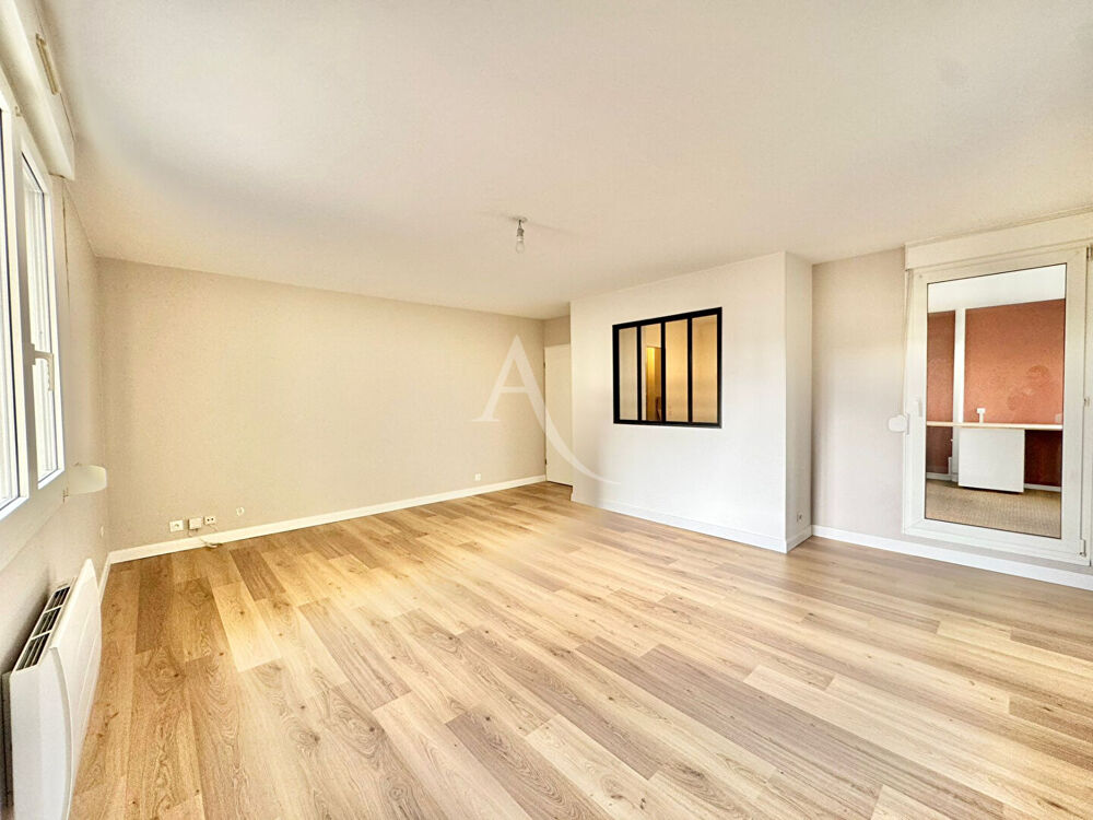 Location Appartement TYPE 3, REIMS - CAPUCINS Reims