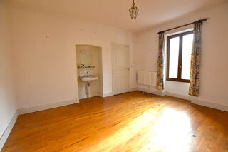  Maison � vendre 6 pi�ces 140 m�