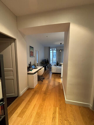  Appartement à louer 2 pièces 46 m²