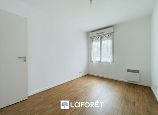 Location Appartement BOLBEC  Appartement lumineux de 72,6 m²  Résidence calme et sécurisée avec ascenseur Bolbec