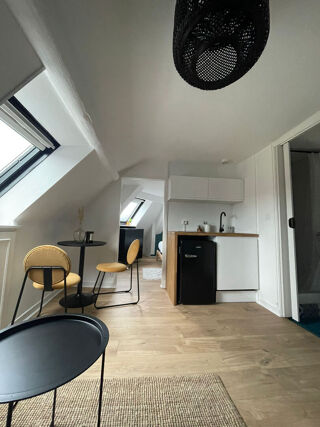  Appartement à louer 1 pièce 21 m²