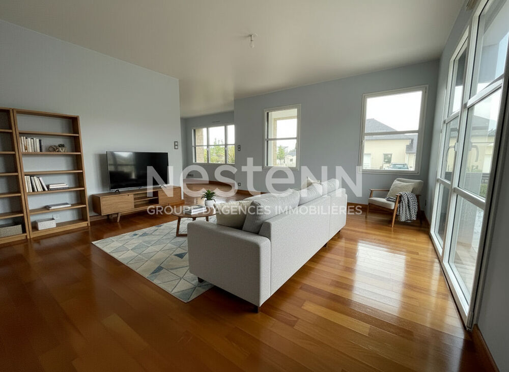 Maison à vendre à Ploeren quartier Kerthomas de style contemporaine 6 pièces vie de plain pied garage