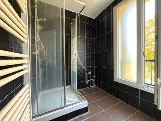  Appartement à louer 3 pièces 52 m²