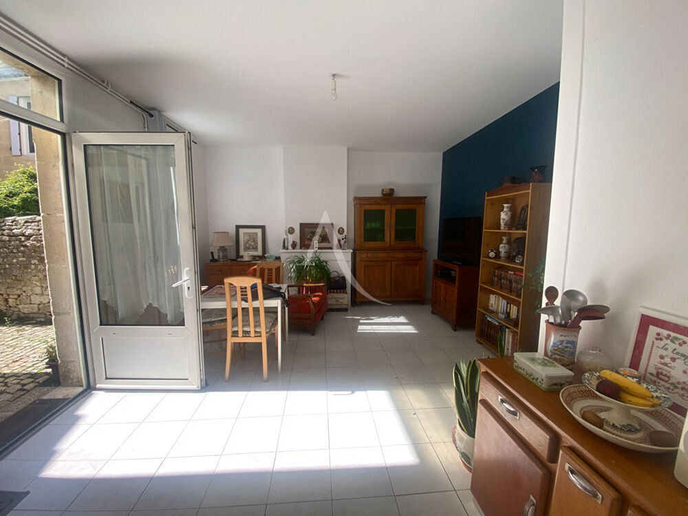 Maison de fond de cour avec extérieur et dépendance