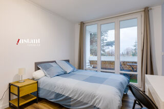  Appartement à louer 1 pièce 55 m²