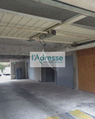  Parking / Garage � vendre 12 m�